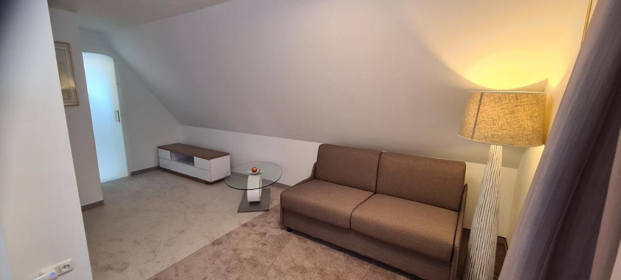 Hotel Garni "Am Ellinger Tor" Weißenburg in Bayern 외부 사진