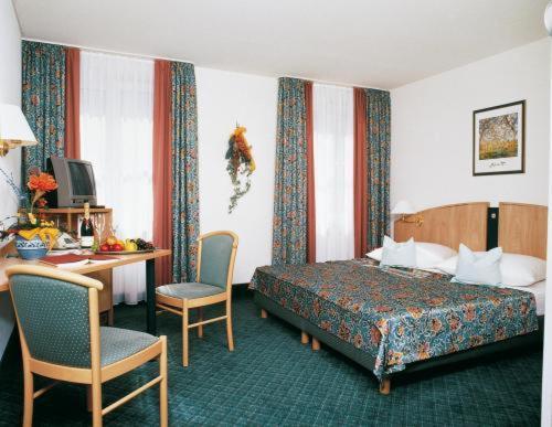 Hotel Garni "Am Ellinger Tor" Weißenburg in Bayern 외부 사진