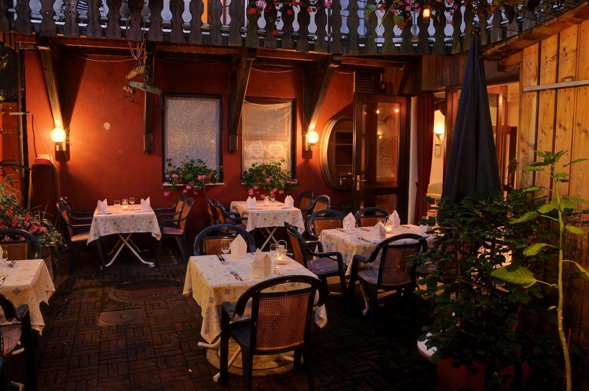 Hotel Garni "Am Ellinger Tor" Weißenburg in Bayern 외부 사진
